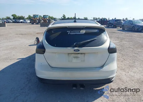 2016 Ford Focus St from USA, damaged, VIN 1FADP3L90GL398754